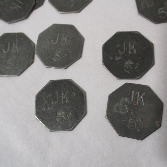 Lot of 20 Vintage Metal Octagon Shape Trade Tokens 5 Cents - Picture 3 of 4
